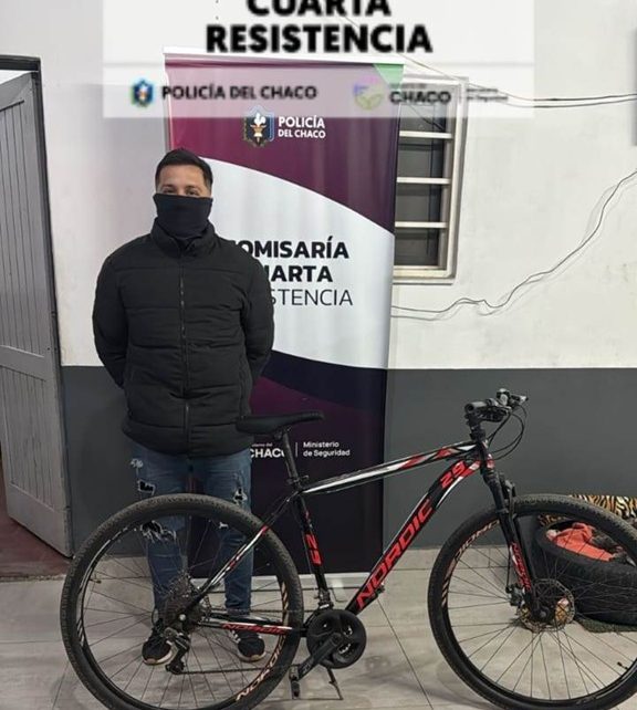RESISTENCIA:  Abandonó Su Bicicleta Porque Era Robada, Los Agentes La Devolvieron A Su Dueño