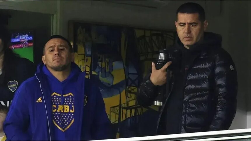 Arde el mundo Boca: aparecieron pasacalles amenazantes contra Juan Román Riquelme en Mendoza