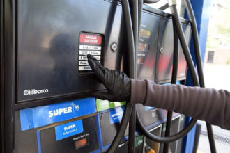 Por los últimos aumentos, la venta de combustibles cayó 1,16% en julio