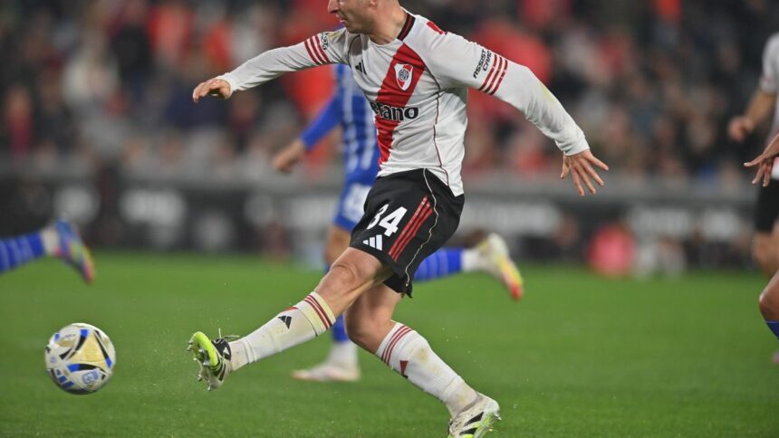 Tarde de dobletes en Núñez: River venció a Godoy Cruz y es puntero de su zona