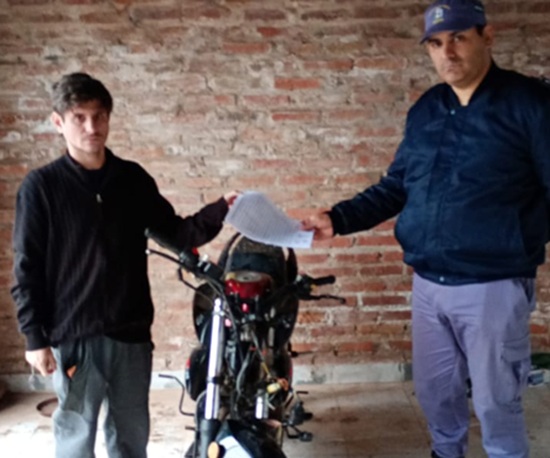 RESISTENCIA: Agentes Regresan Una Motocicleta Sustraída Esta Mañana