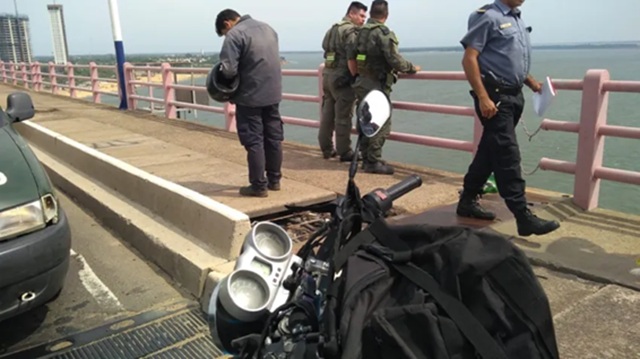 CHACO: Investigan La Muerte De Un Hombre Que Se Habría Arrojado Del Puente Chaco-Corrientes