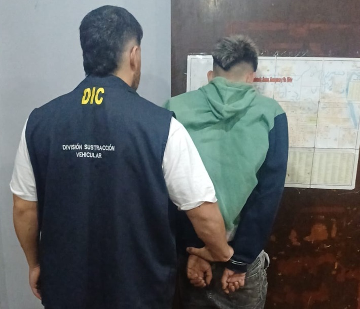 CHACO:  Fue Al Shopping Y A La Salida Lo Detuvieron Por Motochorro