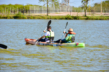 Sáenz Peña: Se realizó la jornada de kayakismo en el Complejo Ecológico Municipal