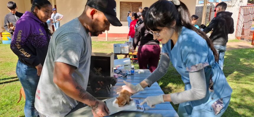 Se realizó una nueva jornada de vacunación y desparasitación de mascotas en el CIC María Madre de Esperanza