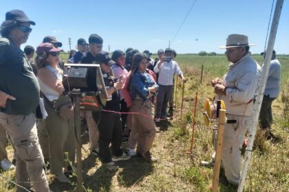 El Municipio y el INTA realizaron una capacitación sobre alumbrado eléctrico rural 