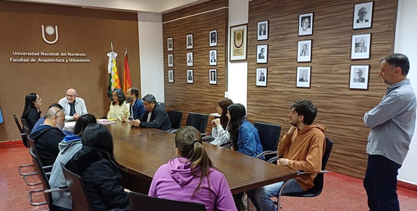 Estudiantes de Arquitectura rediseñan identidades para tres torneos deportivos del NEA