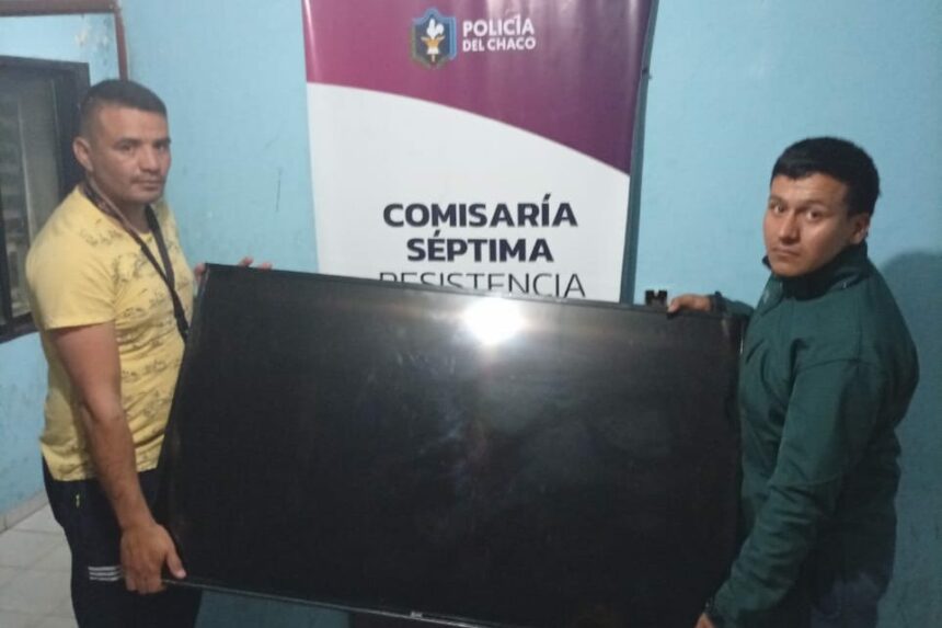RESISTENCIA: Abandonó Un  Televisor Robado Al Ver A La Policía