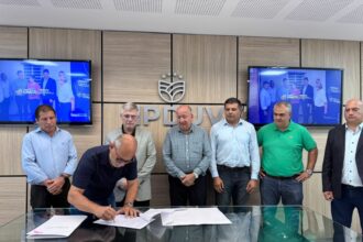 Regularización Dominial: El Instituto De Vivienda Acerca Soluciones A Familias De Presidencia Roca Y De Laguna Limpia