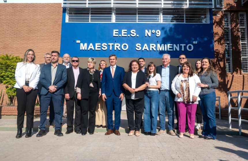 Un Día Histórico: Después De 6 Años, El “bachi” 9  De Villa ángela, Volvió A Su Renovado Edificio