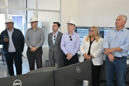 Legisladores visitaron el Parque Solar Villa Ángela