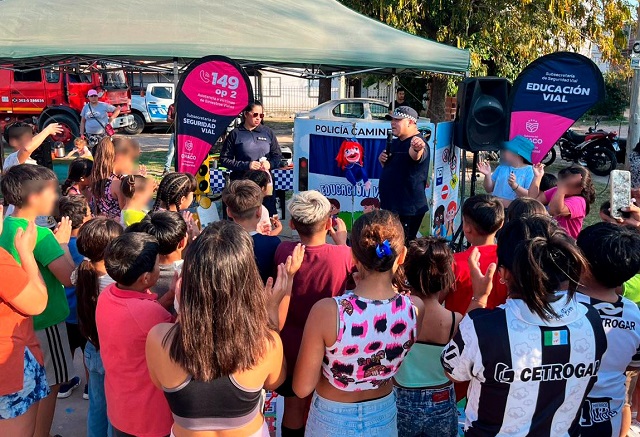 CHACO: Agentes De Caminera Incautan Un Camión Adulterado, Recuperan Motocicleta Robada Y Capturan A Un Hombre Buscado Por La Justicia De Buenos Aires