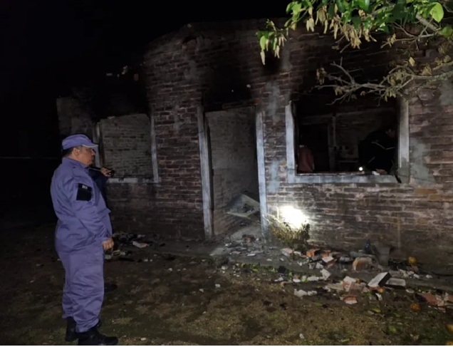 COLONIA ELISA: Encuentran Muerta Por Quemaduras A Una Mujer Dentro De Su Casa