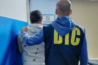 RESISTENCIA:  Aprehendieron A Un Hombre Buscado Por La Justicia Tras Un Operativo En Villa Río Negro