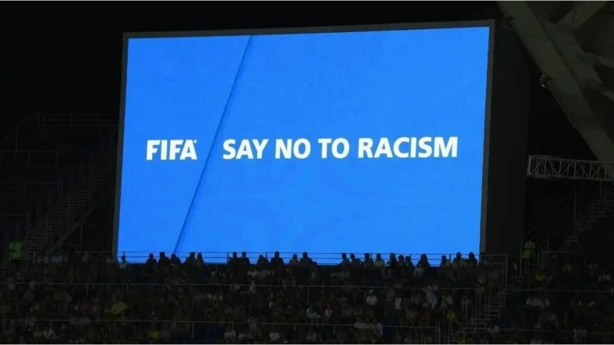 La FIFA creó un grupo de exjugadores para luchar contra el racismo: qué argentino la integra