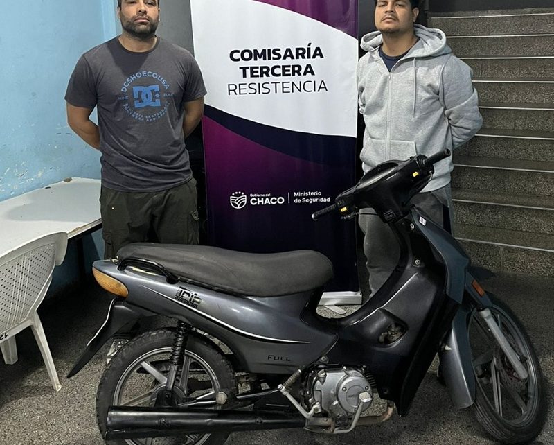 RESISTENCIA:   Intentaban Vender La Moto Robada Por Facebook, Los Agentes La Recuperaron
