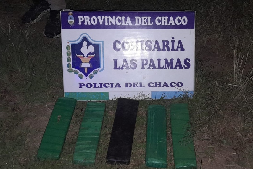 LAS PALMAS: Arrojaron Cinco Panes Con Marihuana Al Ver A Los Agentes