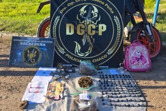 PLAZA: Paseaba Con Una Mochila Rosa, No Transportaba Útiles, Tenia Droga