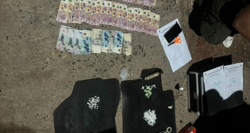 RESISTENCIA:   Tres Dealers Callejeros Fueron Atrapados Por El COM En El Barrio San Cayetano