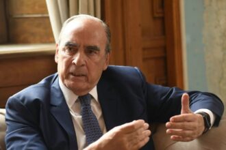 Francos: “No creo que parte del acuerdo con Estados Unidos sea excluir a China”