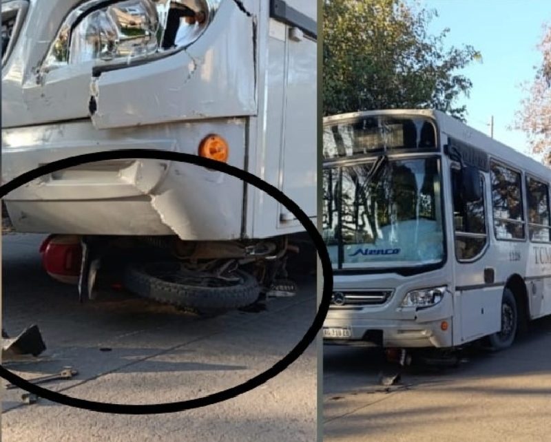 RESISTENCIA: Dos Jóvenes En Grave Estado Tras Un Violento Choque Entre Un Colectivo Y Una Motocicleta