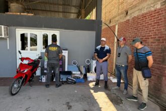 LA LEONESA: Allanamientos Por Bingo Ilegal: Secuestran Dinero, Electrodomésticos Y Detienen A Una Mujer