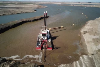 El gobierno nacional anunció que comenzarán las obras de dragado del Río Salado para prevenir inundaciones y mitigar sequías