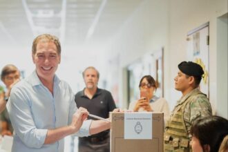 Diego Santilli reemplazará a José Luis Espert y le pidió a Mauricio Macri que lo acompañe