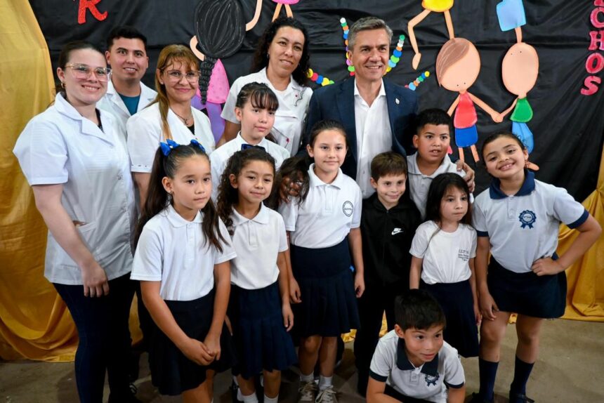 Gral San Martín: El Gobernador Zdero Entregó Tablets A Escuelas Y Destacó El Compromiso Con La Inclusión Y La Calidad Educativa