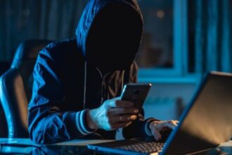 CHARATA: Detuvieron A Un Profesor Acusado De Grooming