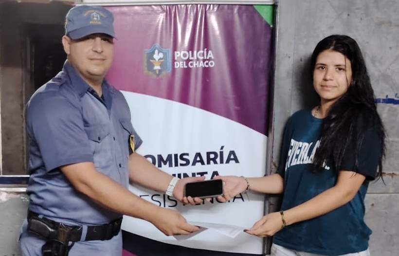 CHACO: Recuperaron Un Iphone Robado En Inmediaciones De Un Hipermercado