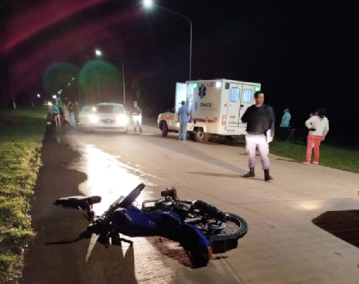 VEDIA: Un Motociclista Resultó Con Lesiones Severas Tras Un Siniestro Vial