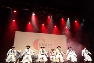 Sáenz Peña: Cultura municipal se presentó en el Teatro Metropolitan