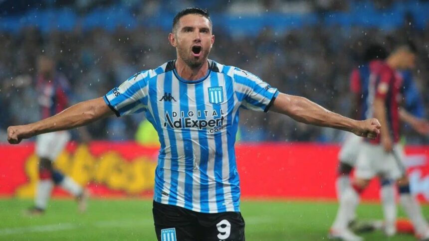 Atención, Racing: los cuatro jugadores que están al borde de la suspensión en la Copa Libertadores por tarjetas