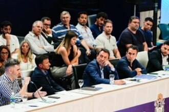 Violentos incidentes en la Asamblea de Gimnasia: la Comisión Directiva debió abandonar el Polideportivo
