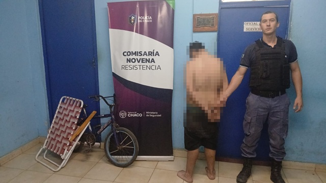 RESISTENCIA: Se Enfrentó A Los Policías: Trasladaba Una Silleta Y Una Bici De Niños