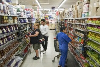 La inflación de octubre se aceleró y sería la más alta del último semestre