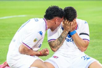 Gol y dedicatoria al cielo: Nacho Russo convirtió ante Newell‘s tras la muerte de su padre, Miguel Ángel’