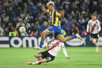 Rosario Central lo dio vuelta, venció 2-1 a River y se quedó con tres puntos de oro