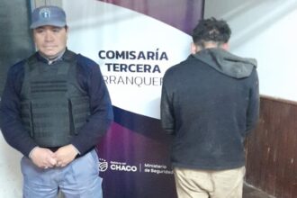 RESISTENCIA:   Terminó Detenido Por Sustraer Celulares Y Zapatillas