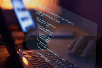 A 3 años de ChatGPT: la herramienta de IA que despertó el temor al desempleo masivo y provocó una revolución en Wall Street