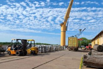 El Puerto De Barranqueras Concretó Una Nueva Exportación De Carbón Chaqueño Con Destino A Estados Unidos