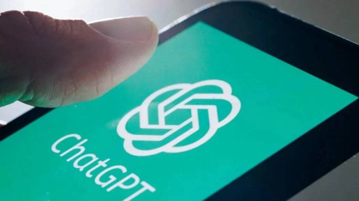 Caída global de Cloudflare: cuáles son las Inteligencias Artificiales caídas y por cuáles se pueden reemplazar