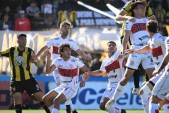 En un partido que terminó en batalla campal, Deportivo Madryn eliminó a Morón y jugará la final del reducido ante Estudiantes de Río Cuarto