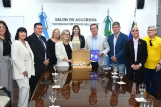 Livio Gutierrez Recibió A La Gobernadora Del Distrito 4845 De Rotary Internacional