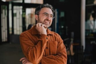 Microsoft promete una “superinteligencia humanista” y profundiza su ruptura con OpenAI