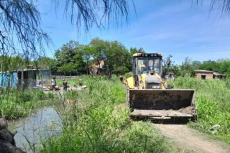 Resistencia: Intervención Clave Para Retirar Relleno Ilegal En La Laguna Argüello
