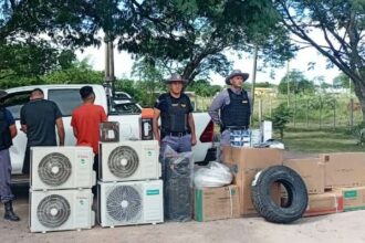 CHACO: Los Demoraron En Un Control Vehícular Y Tenían Productos Sin Aval Aduanero