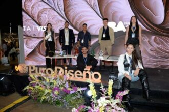 Talento UNNE: estudiantes de Diseño Industrial crearon las piezas de premiación de la Feria Puro Diseño 2025