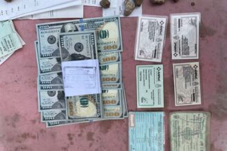 CASTELLI: Detenidos Tras Intentar Pagar Con Dólares Falsos